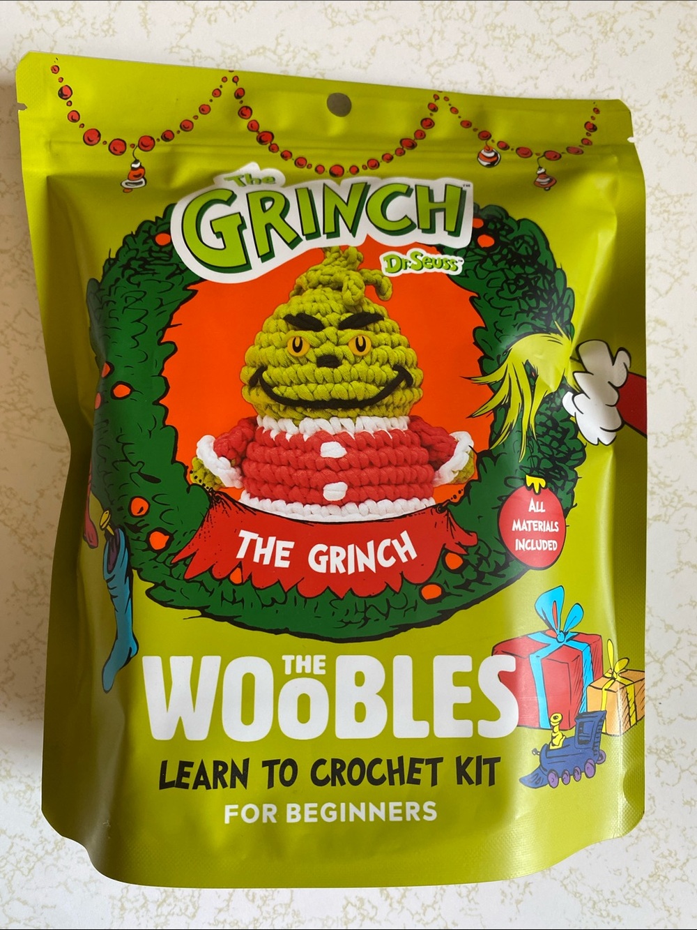 Dr. Seuss The Grinch Crochet Woobles Kit - Green & Red